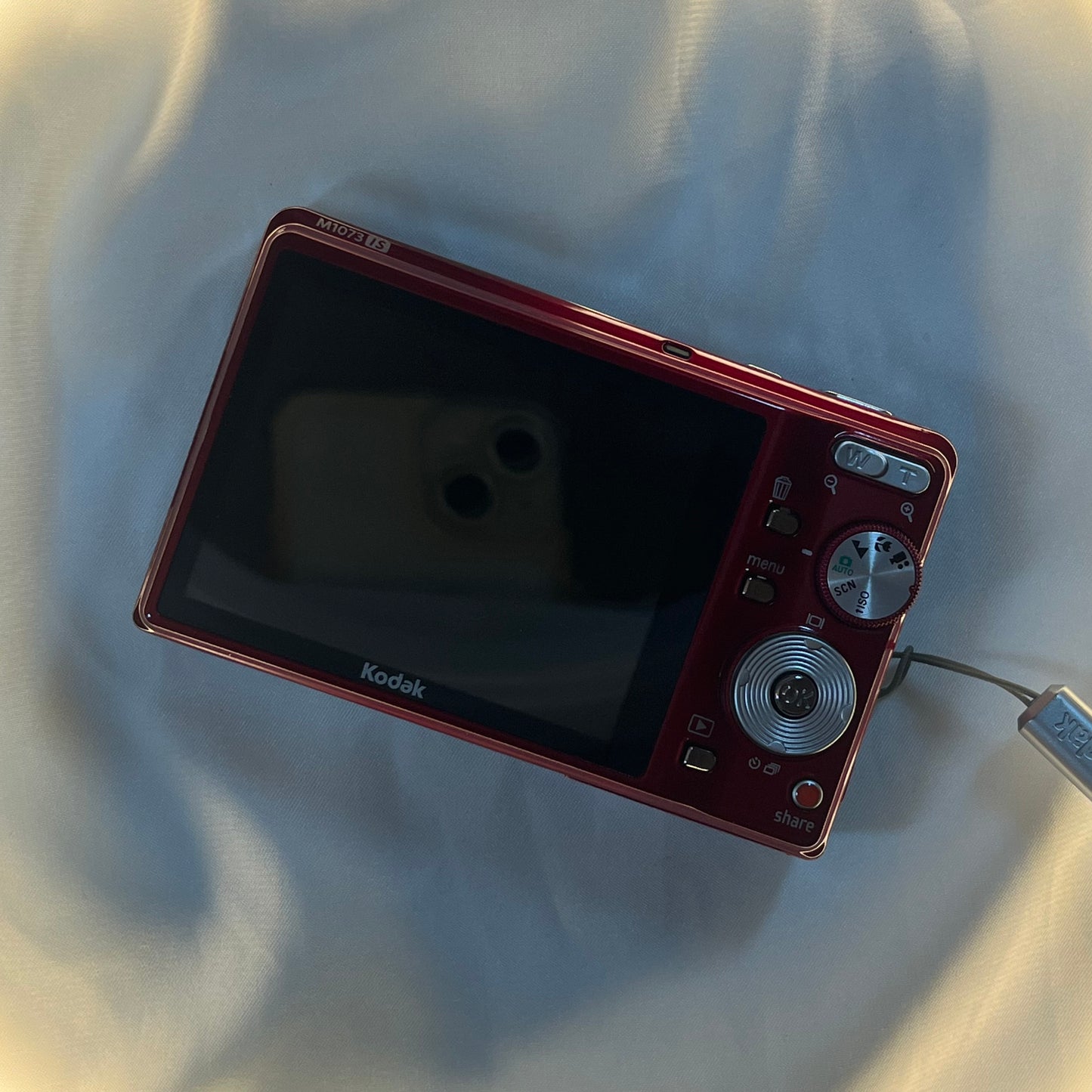 Kodak Easyshare M1073IS 10.2 mp Red (2)