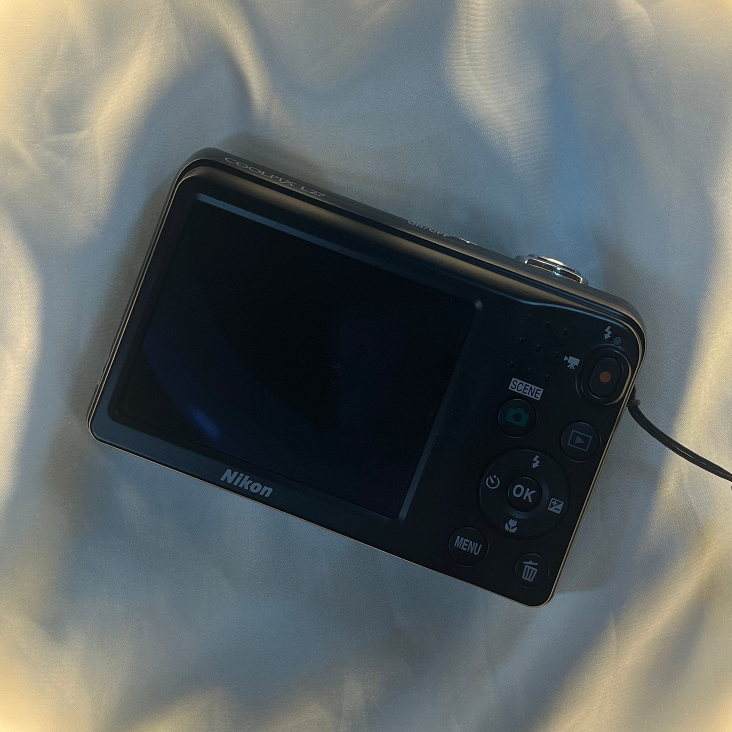 Nikon Coolpix L27 16.0 mp Black