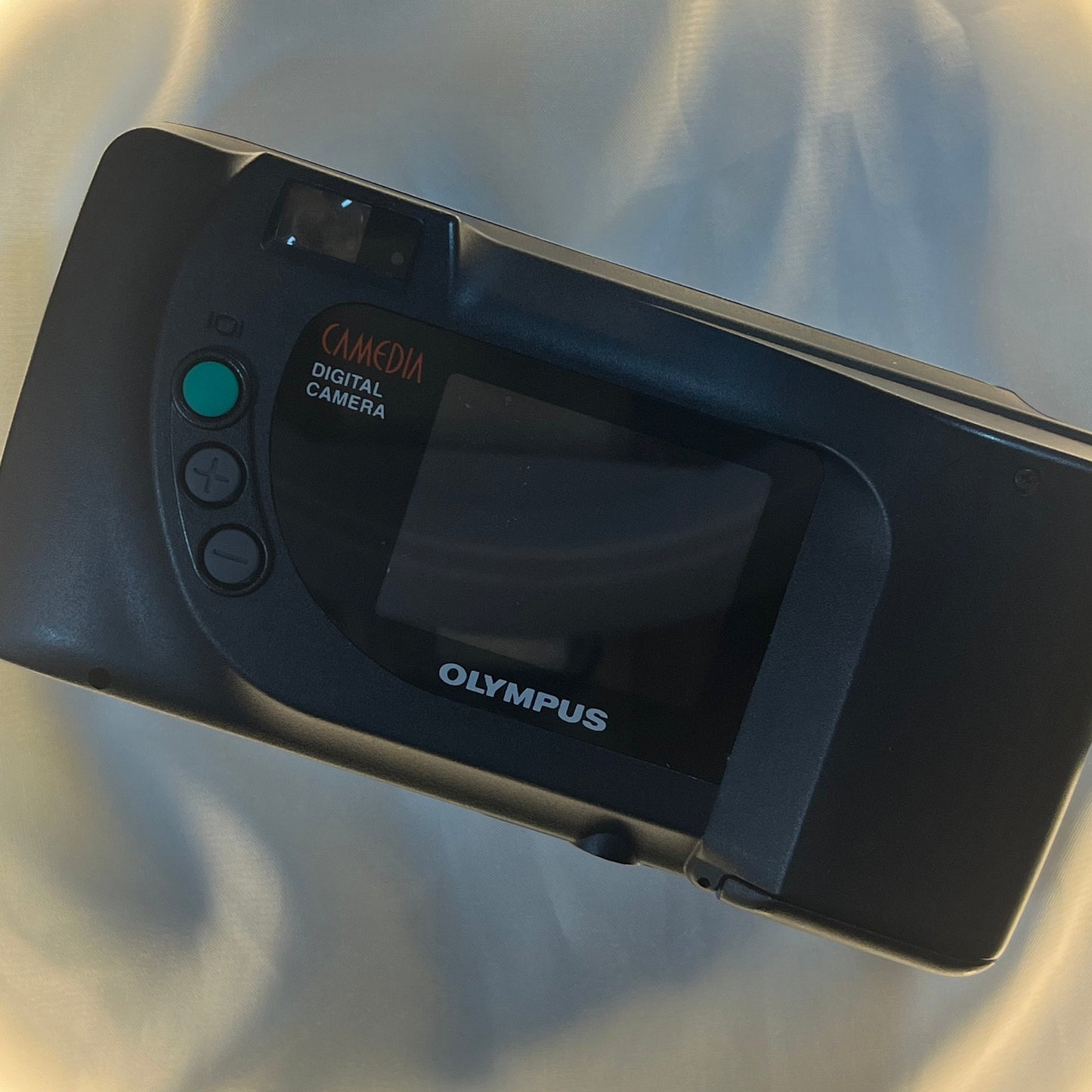 Olympus Camedia C-860L 1.3 mp Silver