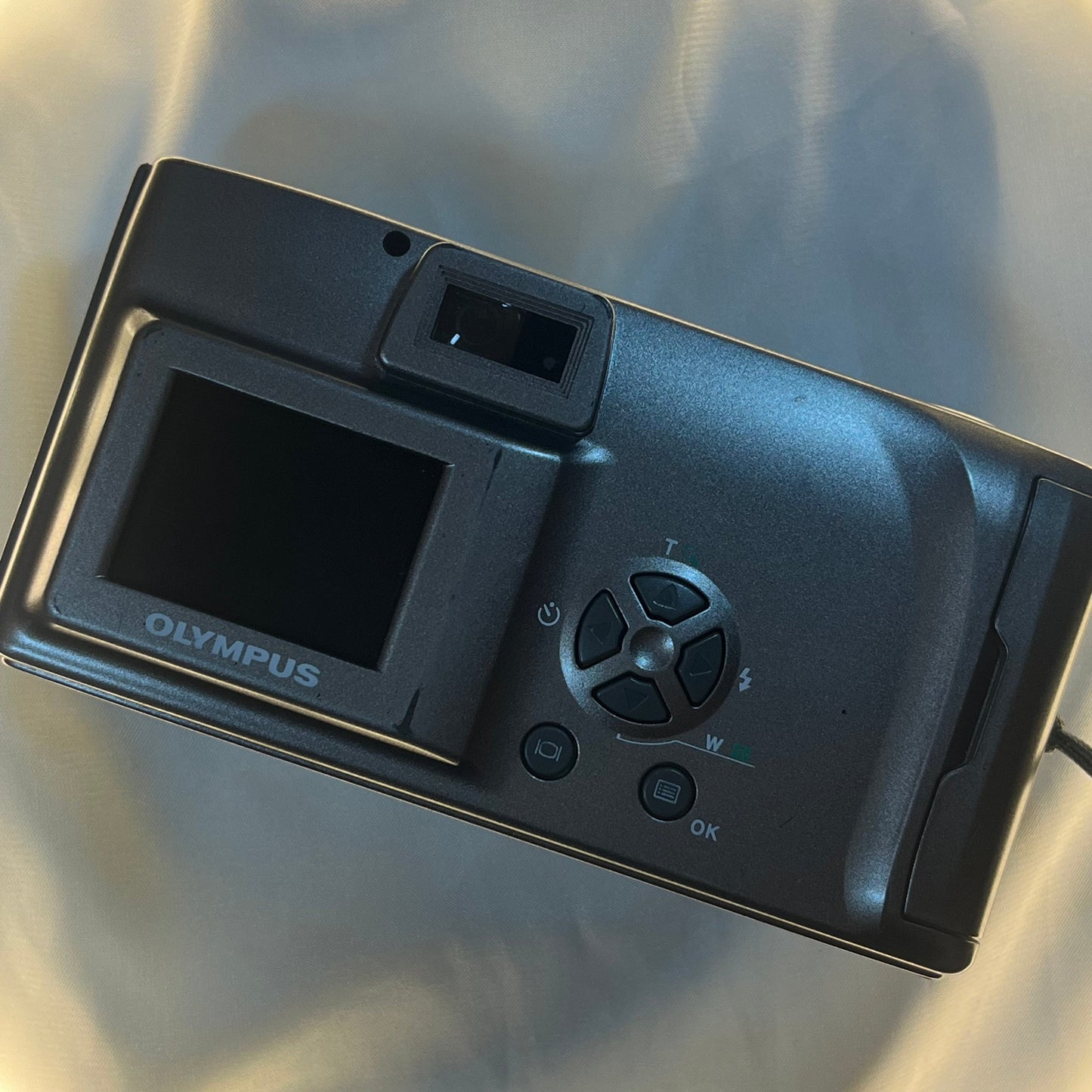 Olympus Camedia D-380 2.0 mp Silver