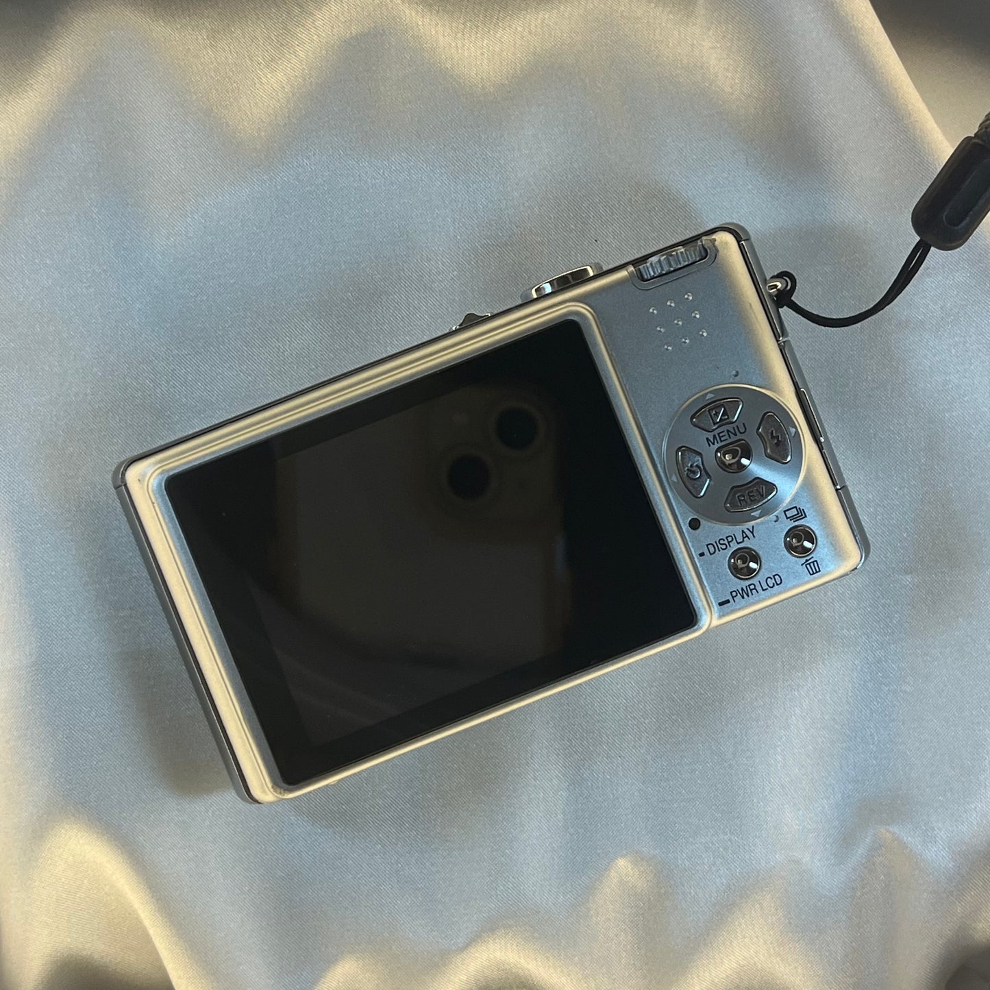 Panasonic Lumix DMC-FX9 6.4 mp Silver