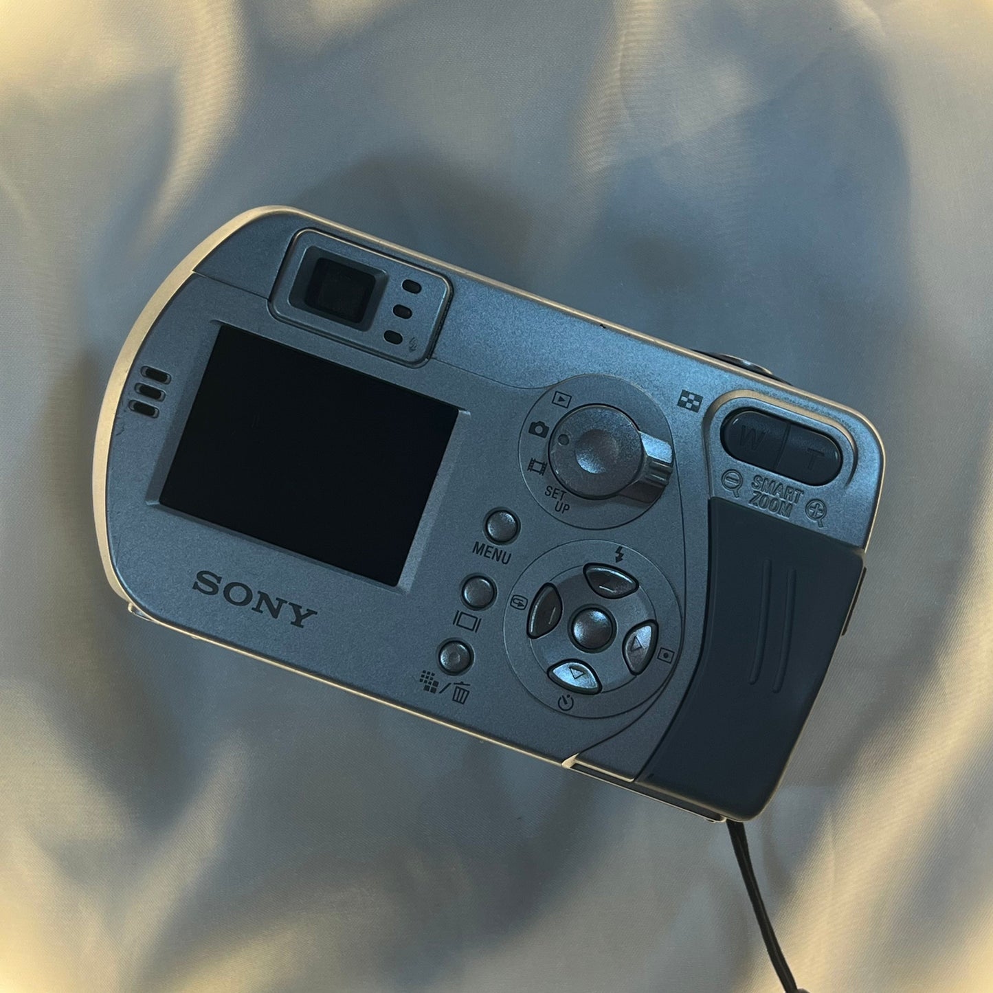 Sony Cybershot DSC-P32 3.2 mp Silver