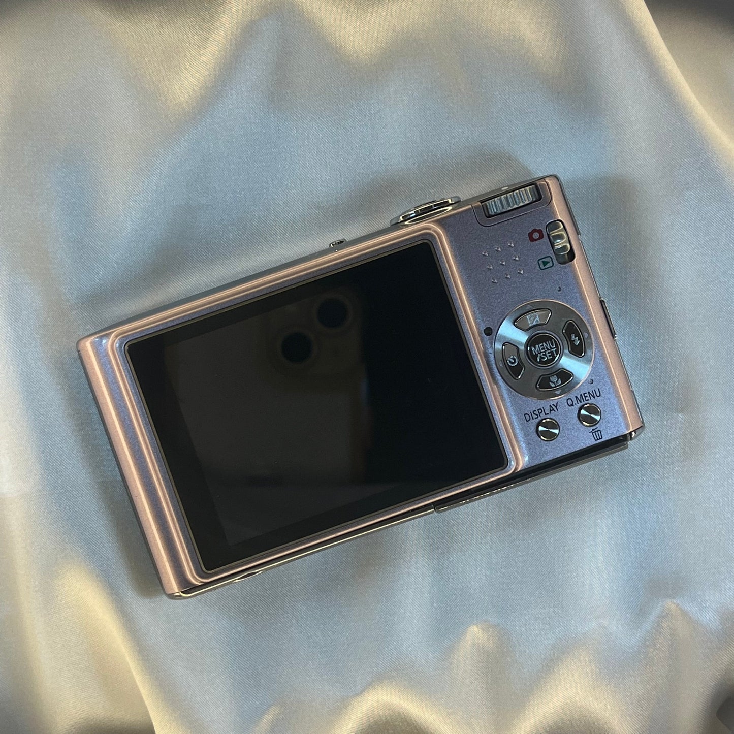 Panasonic Lumix DMC-FX35 10.0 mp Pink