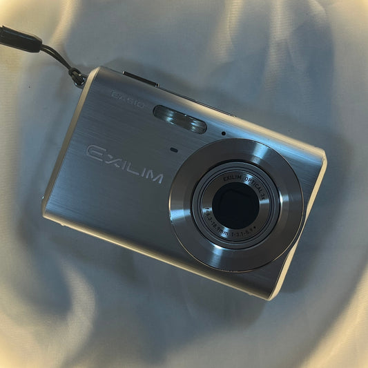 Casio Exilim EX-Z60 6.0 mp Silver (2)