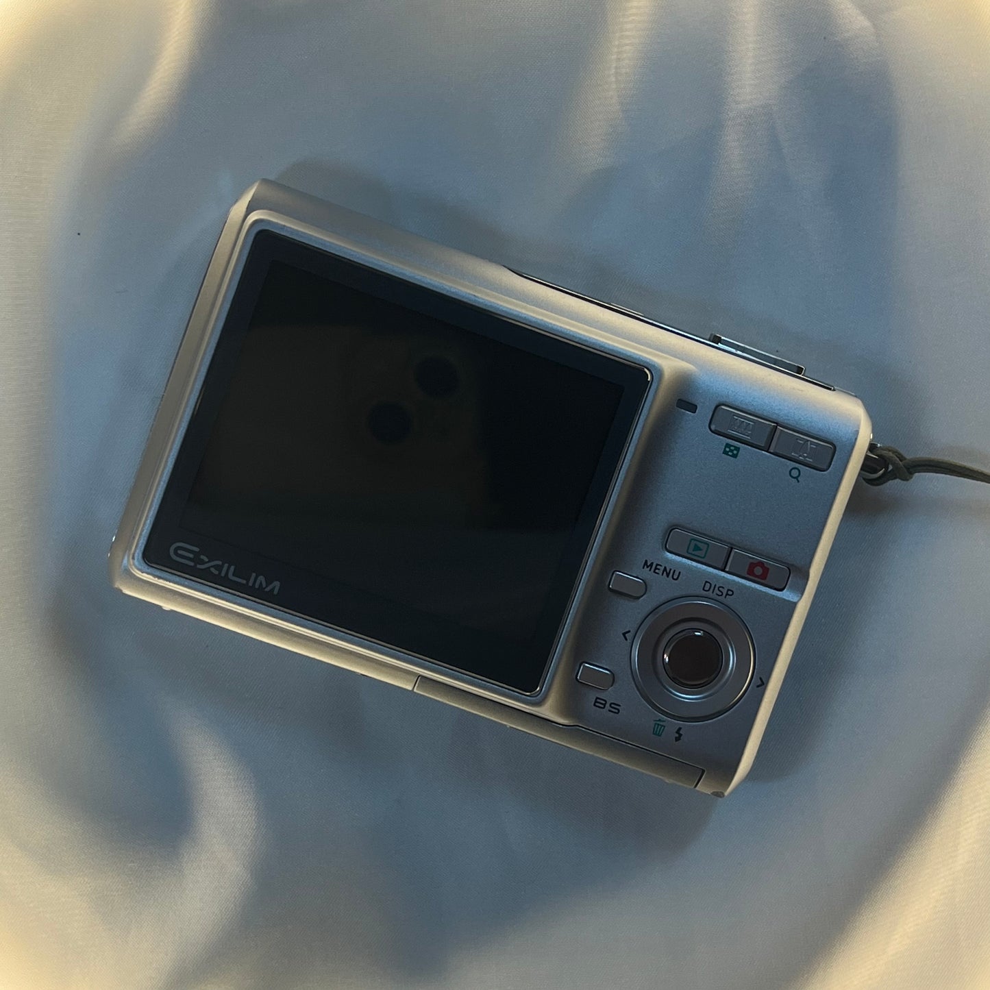 Casio Exilim EX-Z60 6.0 mp Silver (2)