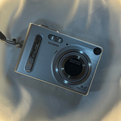 Casio Exilim EX-Z3B 3.2 mp Silver