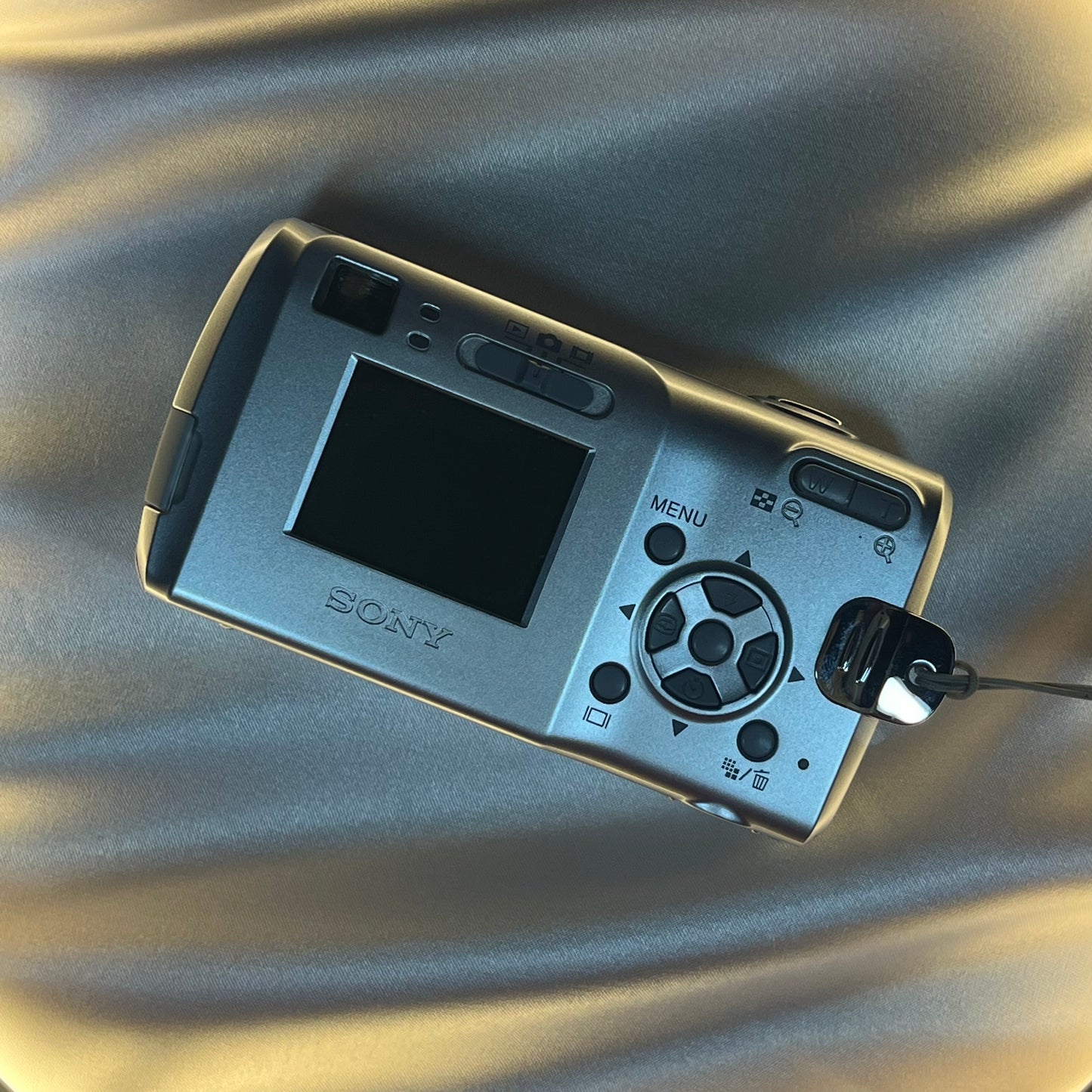 Sony Cybershot DSC-S40 4.1 mp Silver