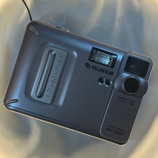 Fujifilm Finepix MX-1200 1.3 mp Silver