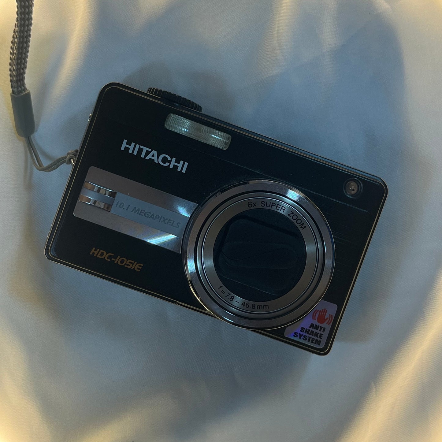 Hitachi HDC-1051E 10.1 mp Black