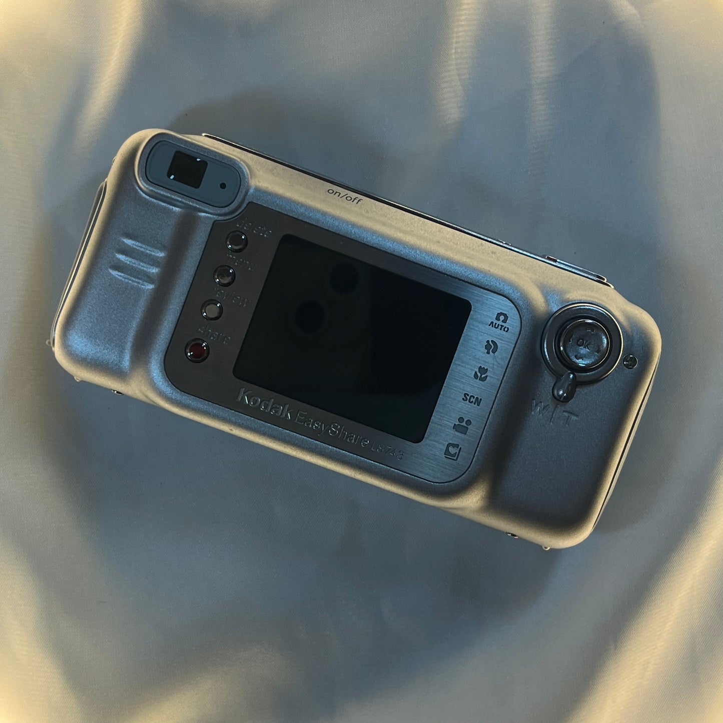 Kodak Easyshare LS743 4.0 mp Silver (2)