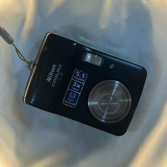 Nikon Coolpix L3 5.1 mp Black