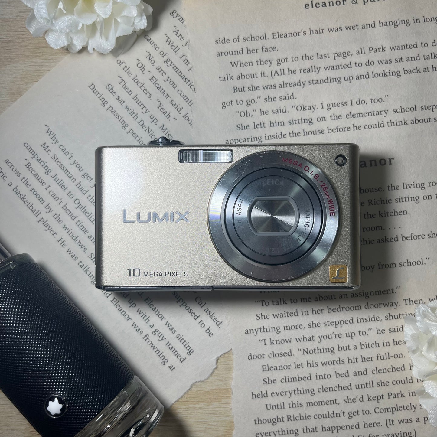 Panasonic Lumix DMC-FX35 10.0 mp Gold