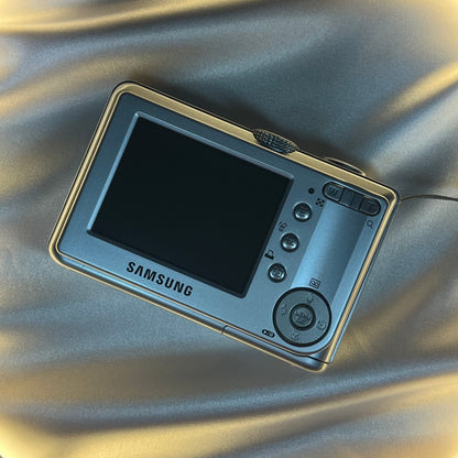 Samsung Digimax S500 5.1 mp Silver