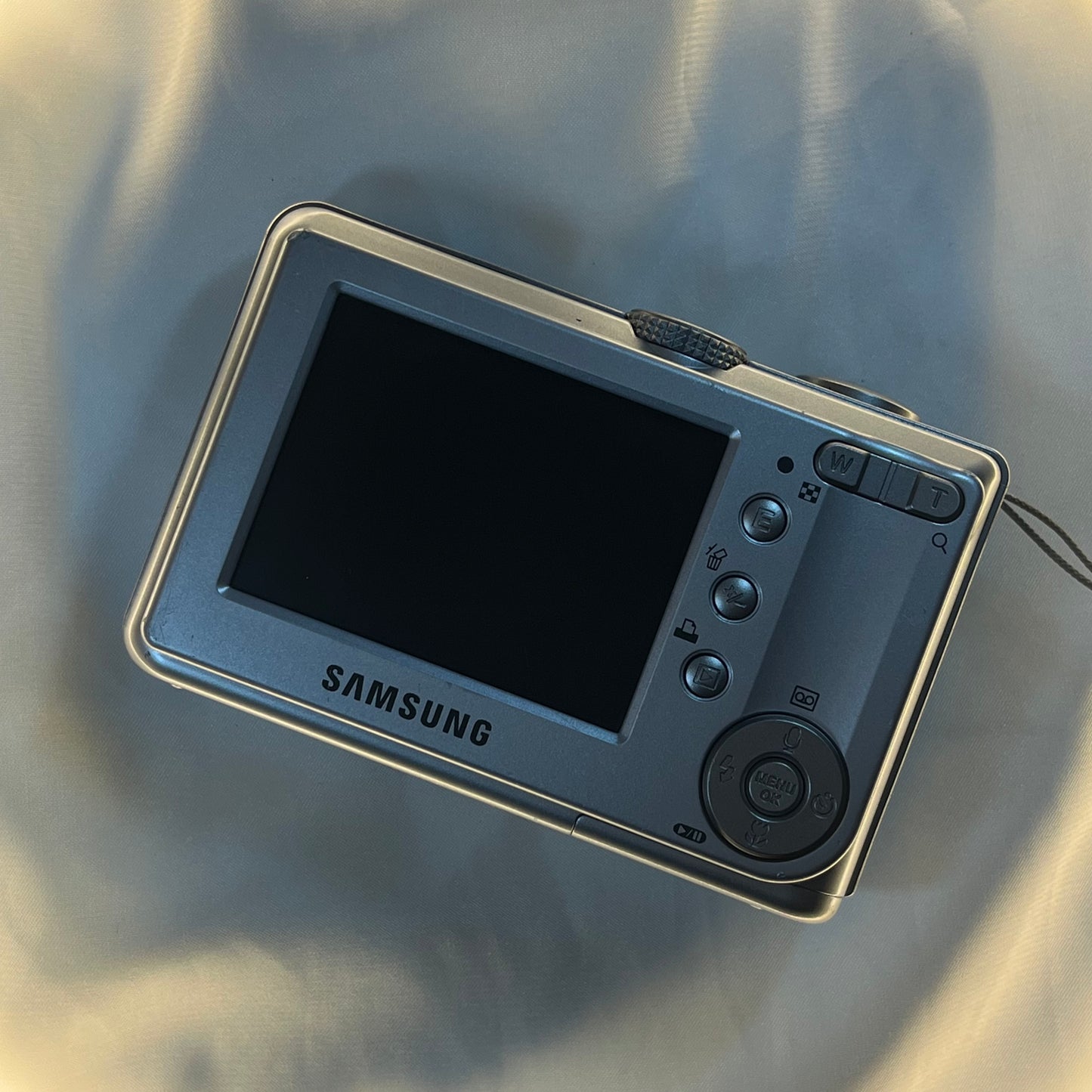 Samsung Digimax S500 5.1 mp Silver (2)