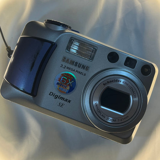 Samsung Digimax 350SE 3.2 mp Silver