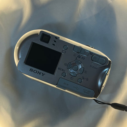 Sony Cybershot DSC-P43 4.1 mp Silver (1)