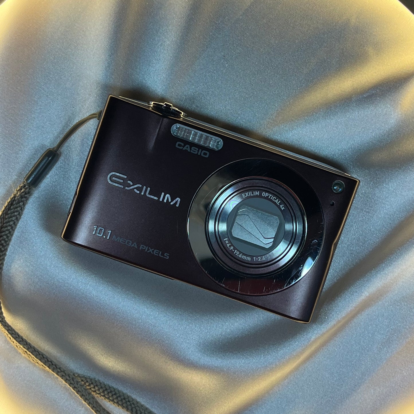 Casio Exilim EX-Z100 10.1 mp Brown