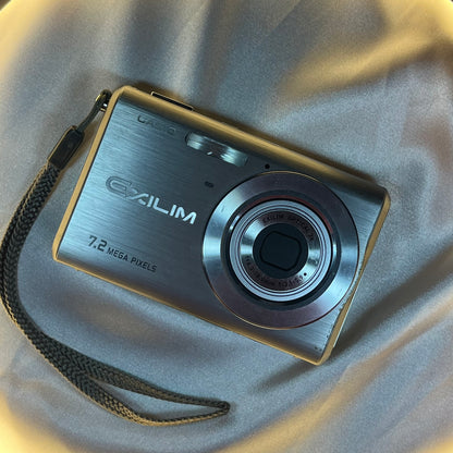 Casio Exilim EX-Z70 7.2 mp Silver