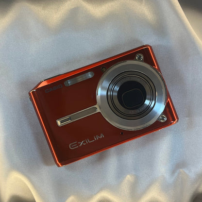 Casio Exilim EX-S600 6.0 mp Red