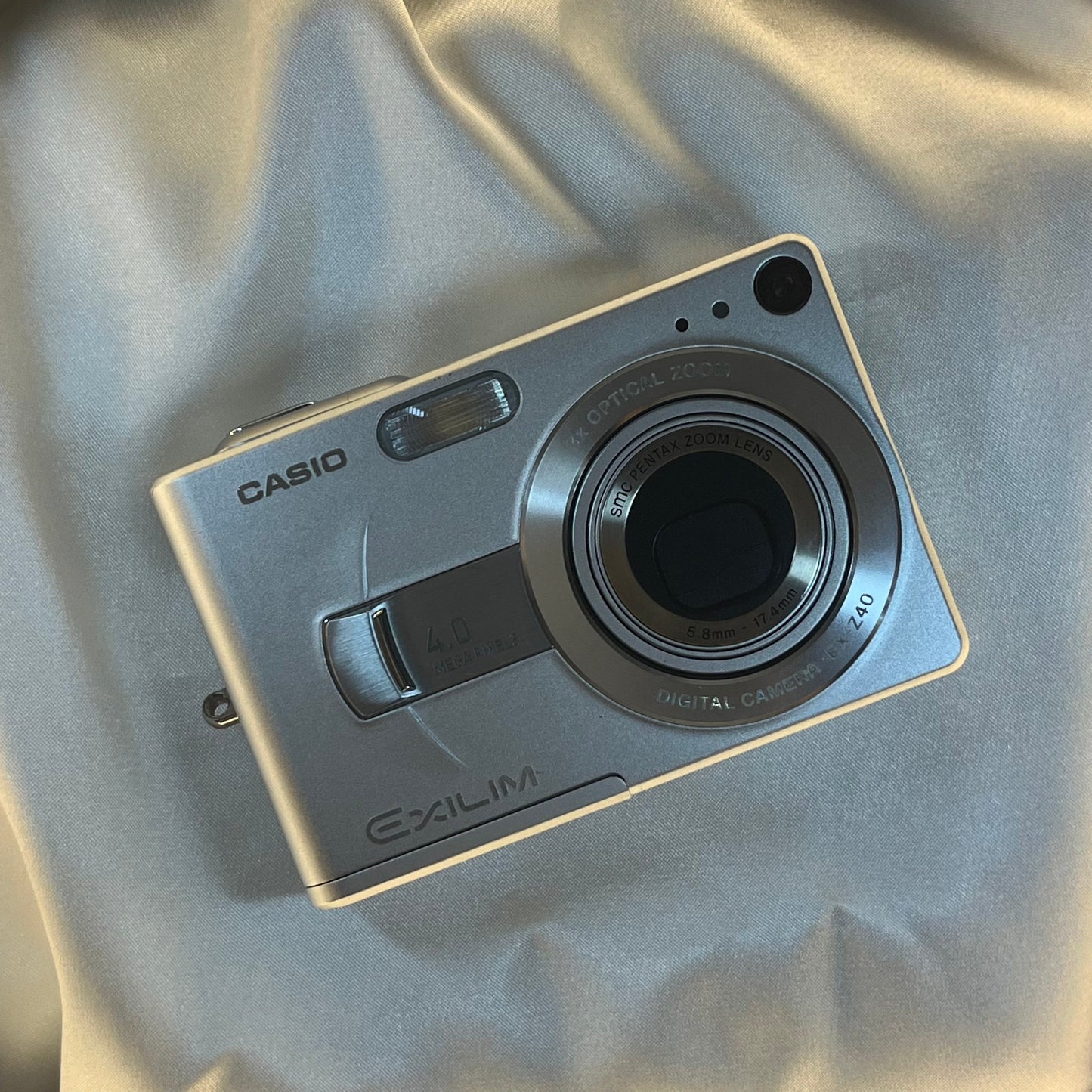 Casio Exilim EX-Z40 4.0 mp Silver