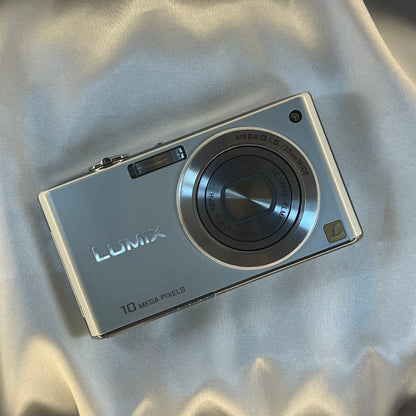 Panasonic Lumix DMC-FX35 10.0 mp White